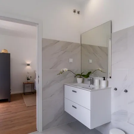 Casa Amarela - By Casas Na Ilha Câmara de Lobos