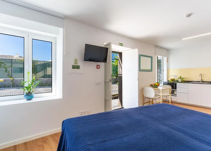 Casa Amarela - By Casas Na Ilha Câmara de Lobos