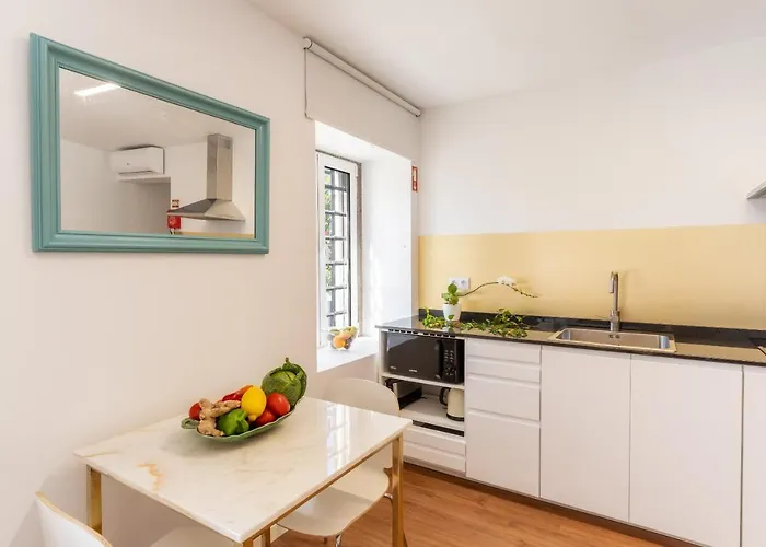 Casa Amarela - By Casas Na Ilha カマラ・デ・ロボス